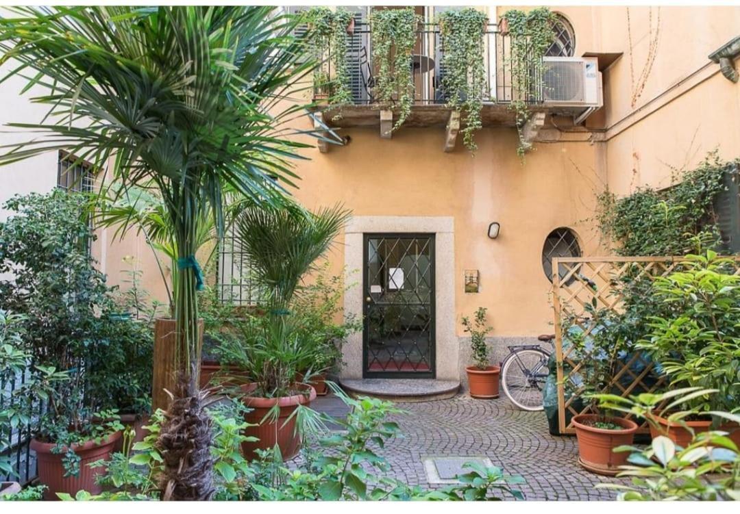 Brera Vicolo Fiori Lägenhet Milano Exteriör bild